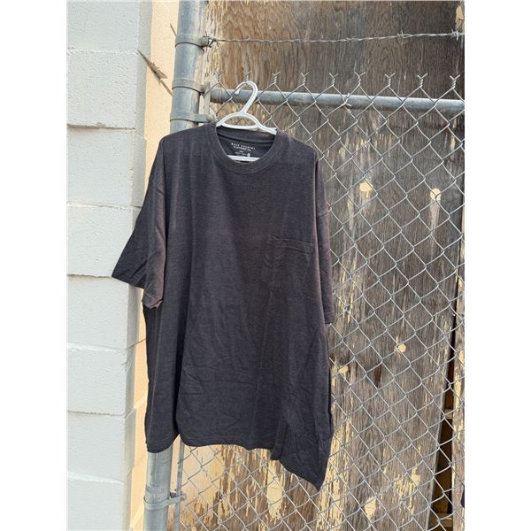 NWT back country clothing T-shirt, size 4X