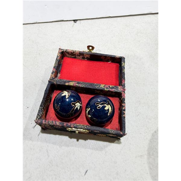 Meditation balls
