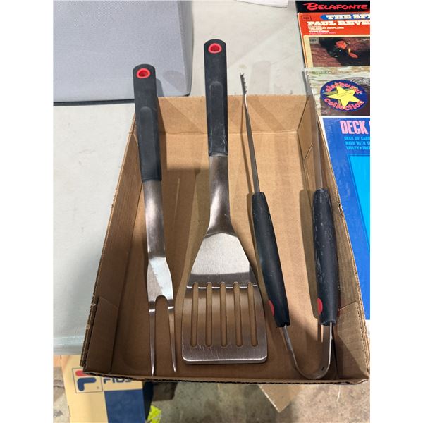 Barbecue utensils