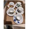 Image 1 : Demi tasse cups and sauce