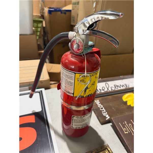 Fire extinguisher