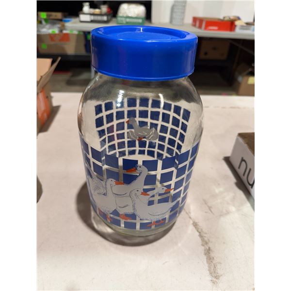 Glass jar
