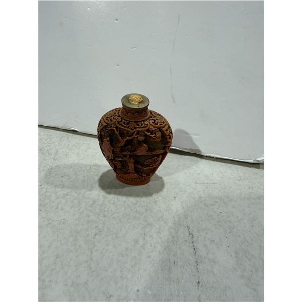 Antique Chinese Cinnabar snuff bottle