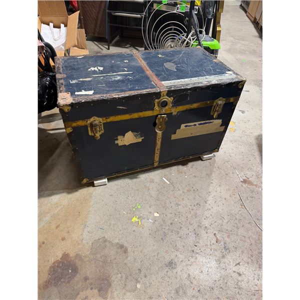 Vintage trunk