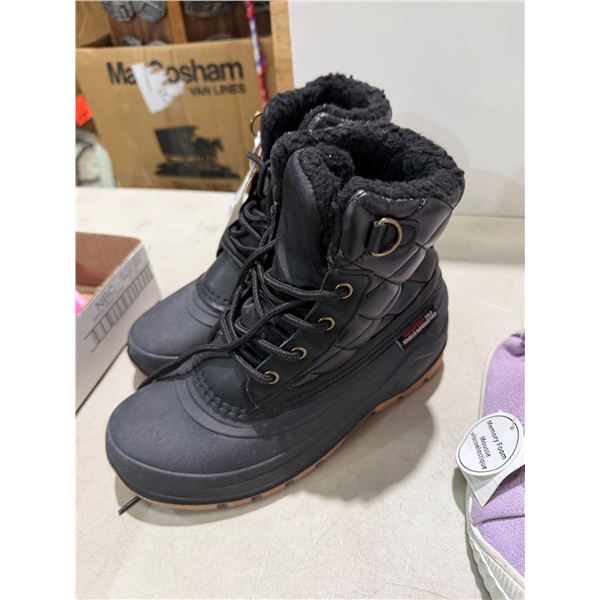 New boots size 6