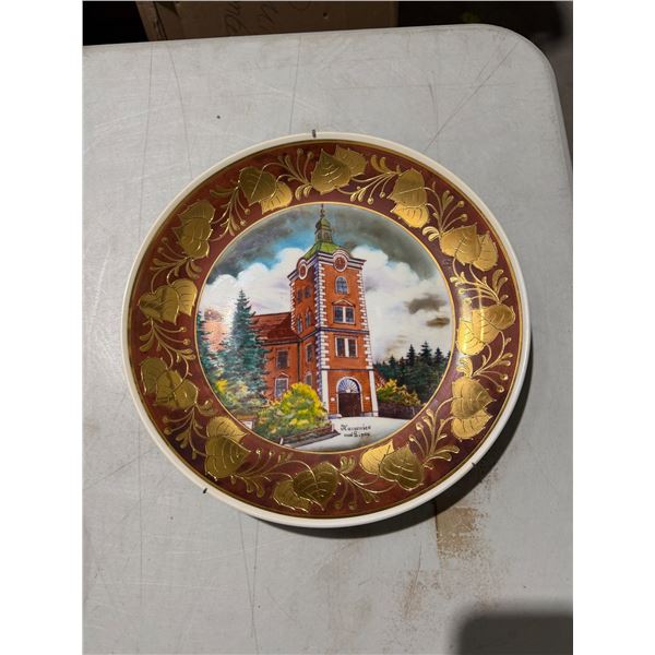 Wall decor plate