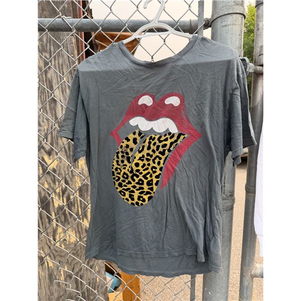 Daydreamer T-shirt size not shown some wear