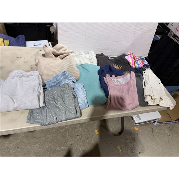 Ladies size, small medium clothing