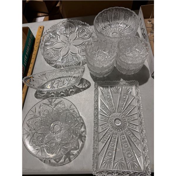 Serving dishes, crystal and cut Glass