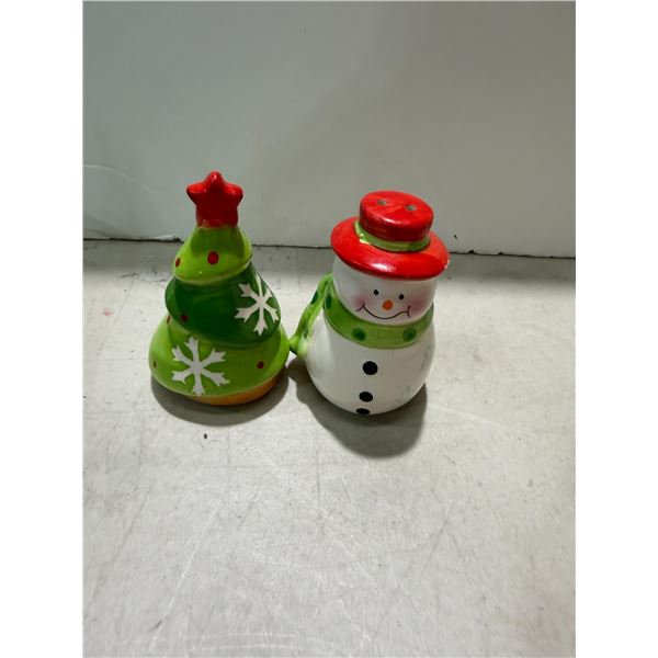 Salt and pepper shakers