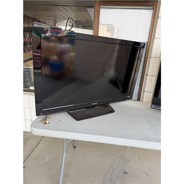 Hitachi 40 inch TV with remote