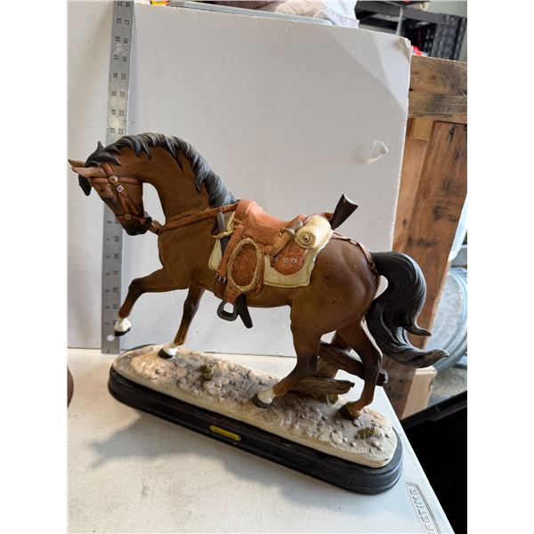GIAUANNI Collection horse figurine