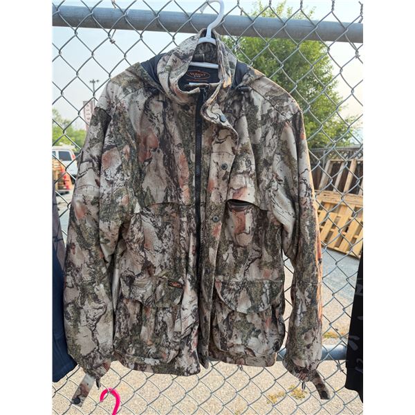 Yukon gear size medium jacket
