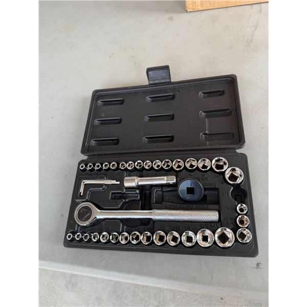 Socket set