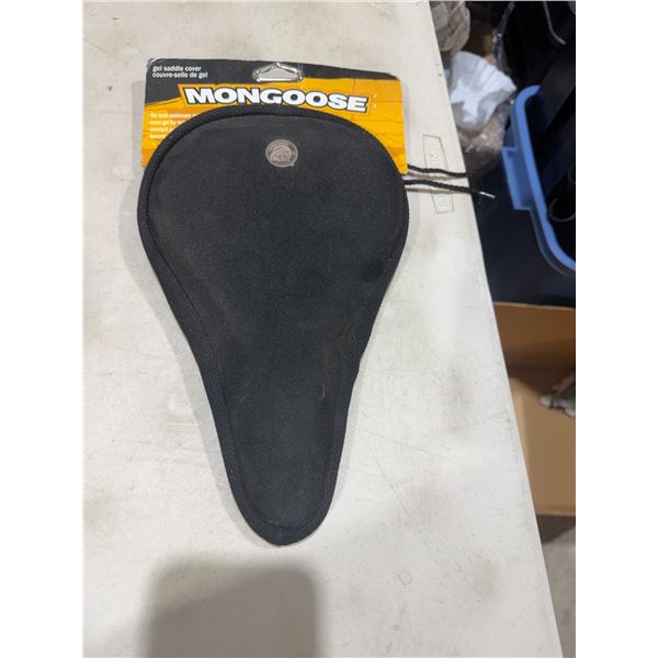 Gel saddle cover