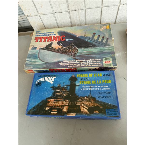 Vintage titanic and black hole game