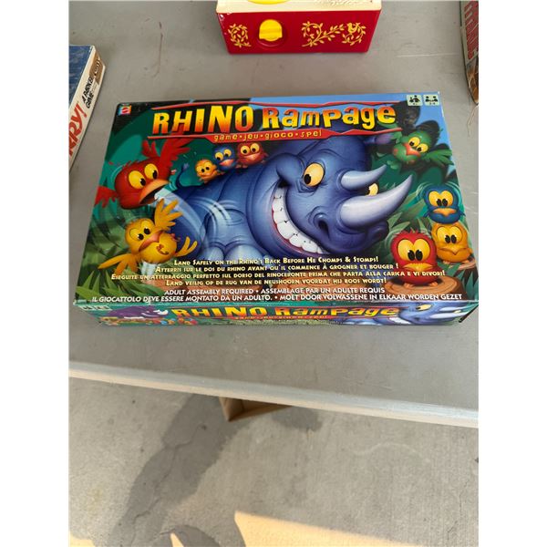 Rhino rampage game