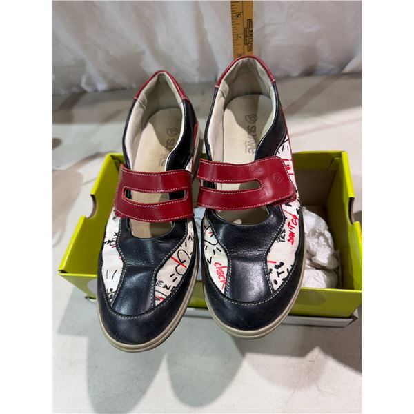 Shoes size 40