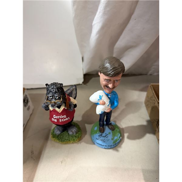 Bobble heads