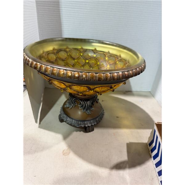 Pedestal