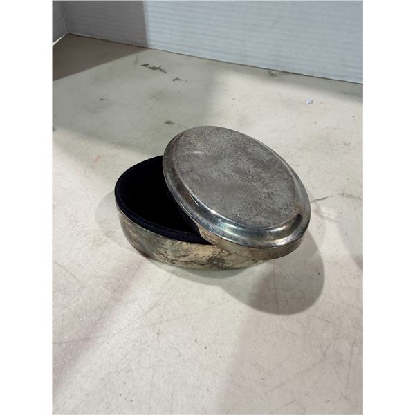 Lined trinket dish