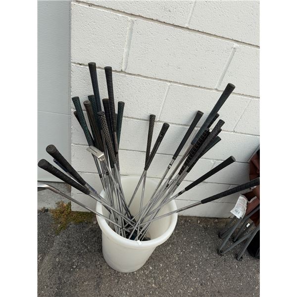 Golf clubs