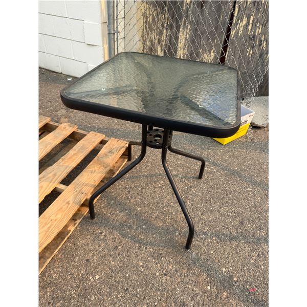 Patio table 24 x 24 x 28 1/2 tall