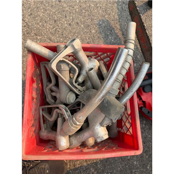 Fuel nozzles