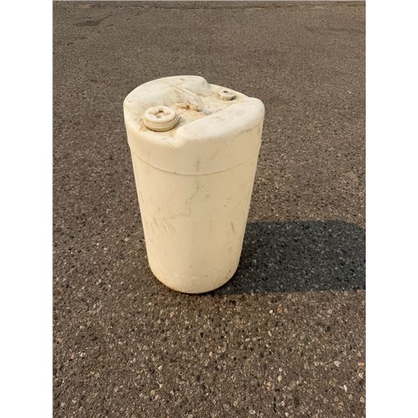 Water container
