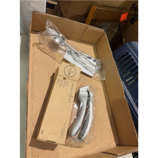 Kitchen items, pampered chef