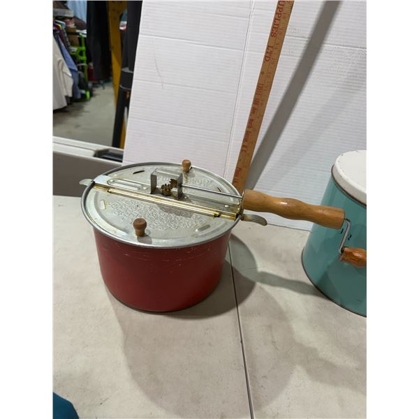 Popcorn maker