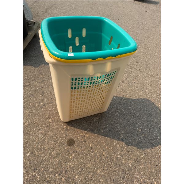Laundry basket baskets