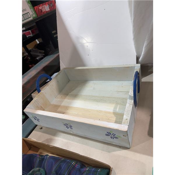 Wood tray