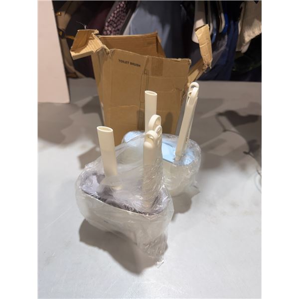 Toilet brushes