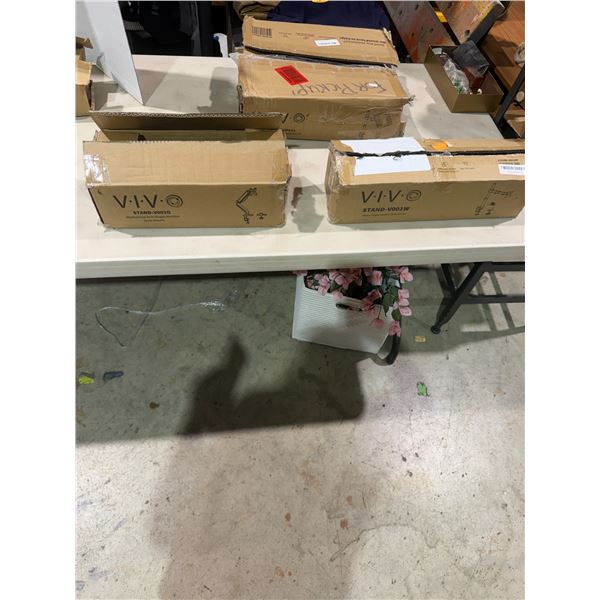 3 VIVO stands Single monitor desk, mount and tray