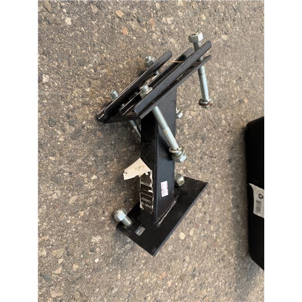 Spare tire carrier clamp