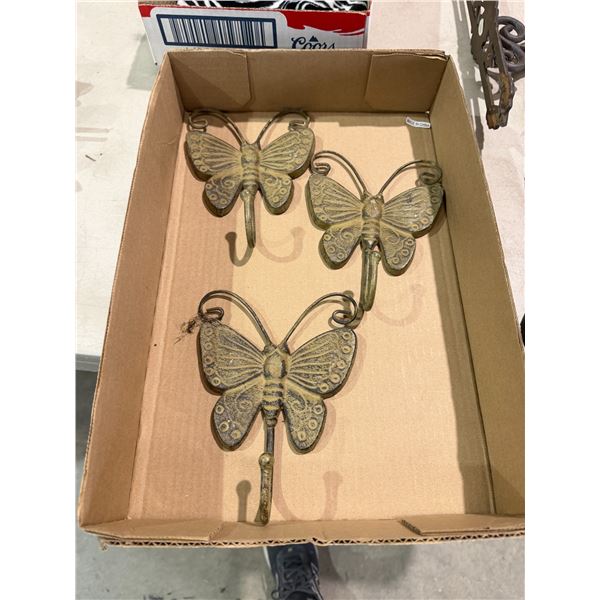 Butterfly hooks
