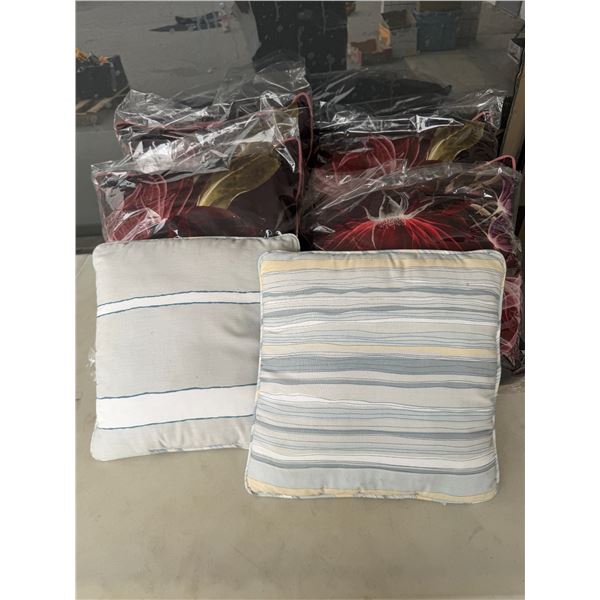 Cushions throw pillows
