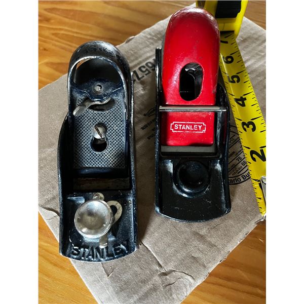 2 vintage 6.5" English Stanley Planes