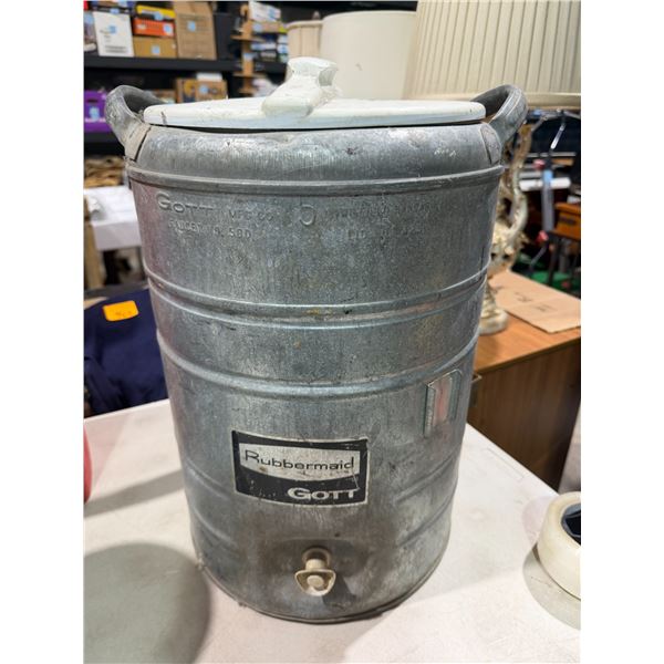 Rubbermaid GOTT cooler