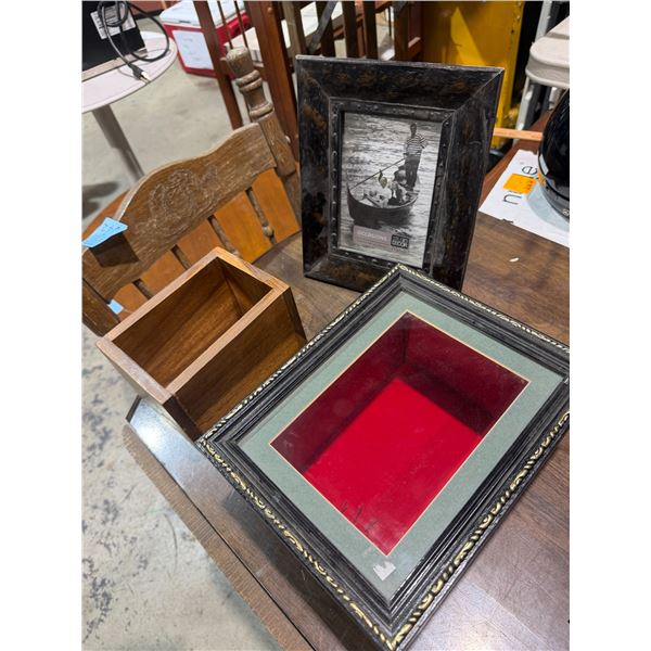 Frame wood box and shadow box