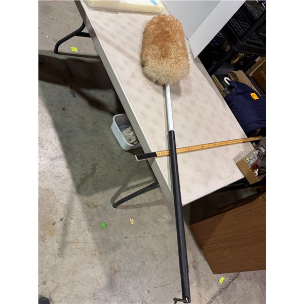 Large duster
