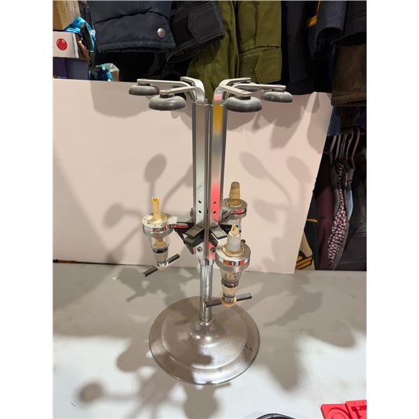 Liquor dispenser