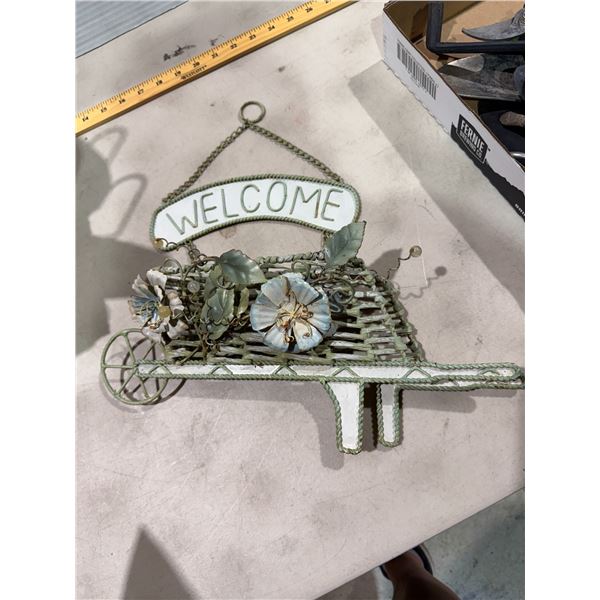 Welcome garden decor