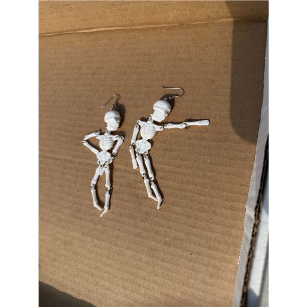 Skeleton ear earrings