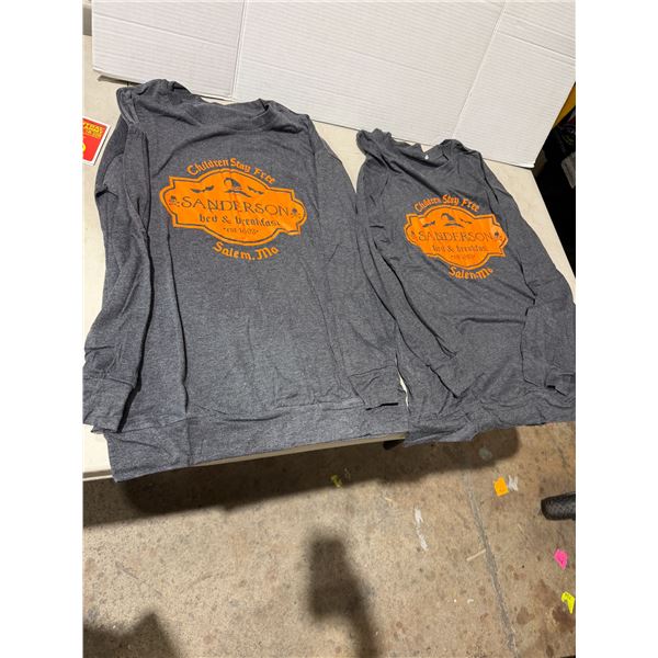 Children's stay free Sanderson's bed-and-breakfast shirts, new size, small and medium