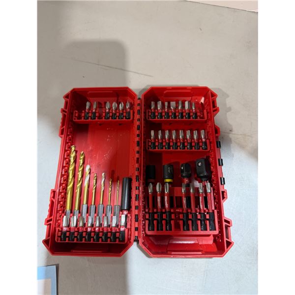 Milwaukee shockwave insert bits and drill bits