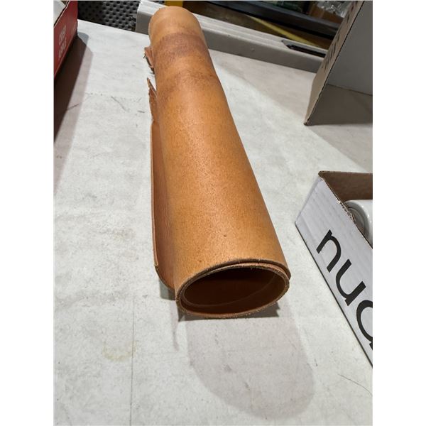 Leather roll