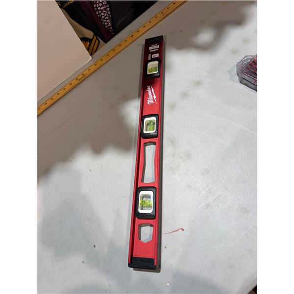 Milwaukee 24 inch level