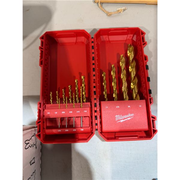 Milwaukee thunderbolt titanium drill bits